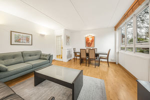 Reception room shot 2- click for photo gallery